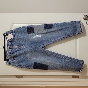 Women's Sonoma Boyfriend jeans w/denim patches on sides of legs. Size 16